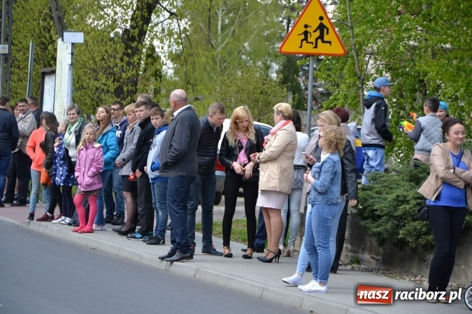 Zdjęcie w galerii na portalu naszraciborz.pl: Galopem, czyli finał bieńkowickiej procesji konnej  wiadomości z regionu