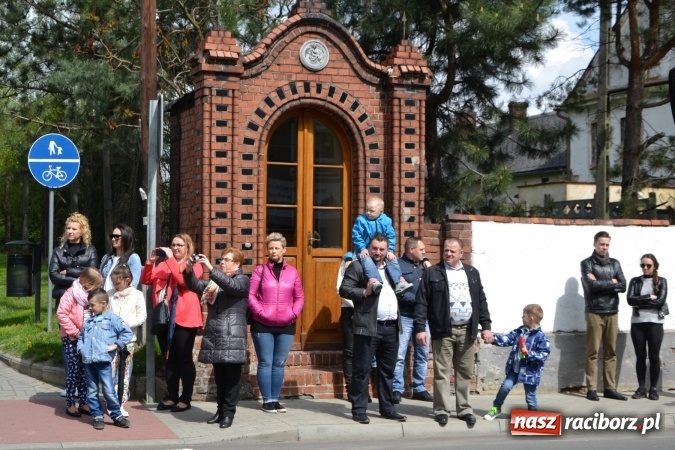 Zdjęcie w galerii na portalu naszraciborz.pl: Galopem, czyli finał bieńkowickiej procesji konnej  wiadomości z regionu