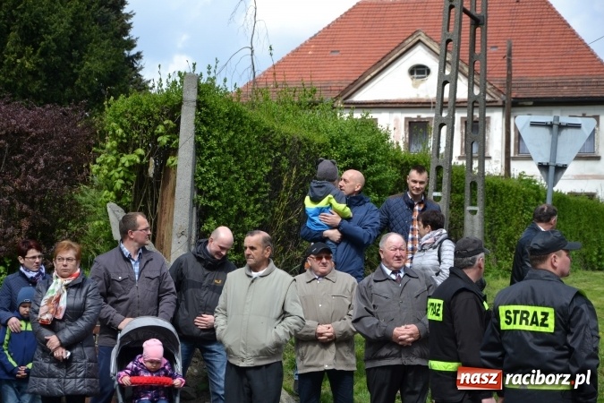 Zdjęcie w galerii na portalu naszraciborz.pl: Galopem, czyli finał bieńkowickiej procesji konnej  wiadomości z regionu