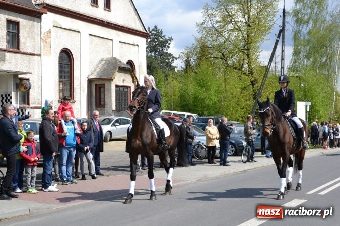 Zdjęcie w galerii na portalu naszraciborz.pl: Galopem, czyli finał bieńkowickiej procesji konnej  wiadomości z regionu