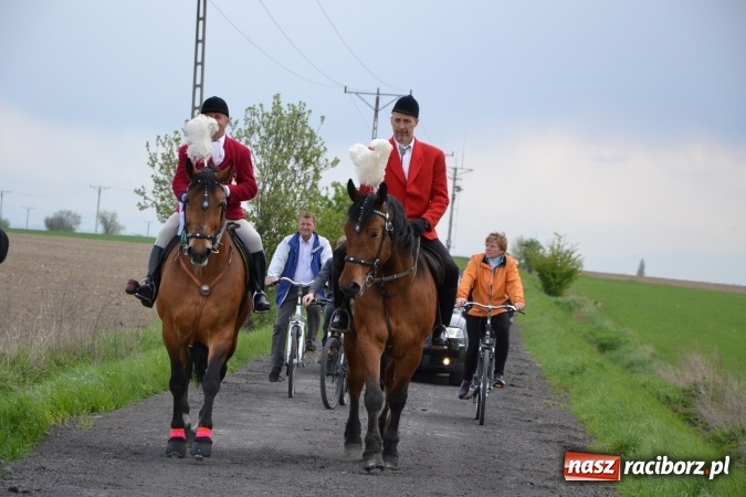 Zdjęcie w galerii na portalu naszraciborz.pl: Galopem, czyli finał bieńkowickiej procesji konnej  wiadomości z regionu