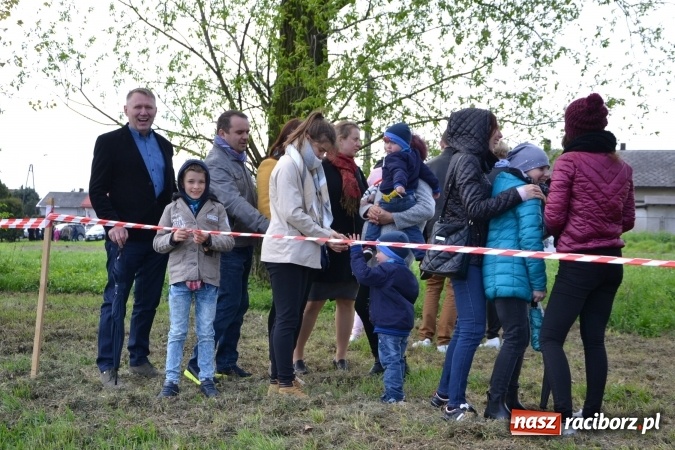Zdjęcie w galerii na portalu naszraciborz.pl: Galopem, czyli finał bieńkowickiej procesji konnej  wiadomości z regionu