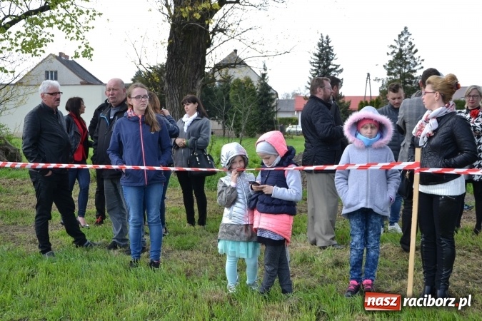 Zdjęcie w galerii na portalu naszraciborz.pl: Galopem, czyli finał bieńkowickiej procesji konnej  wiadomości z regionu