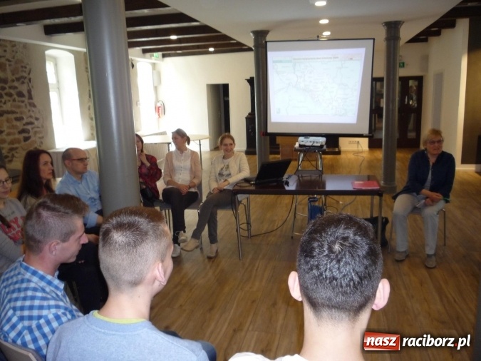 Zdjęcie w galerii na portalu naszraciborz.pl: Raciborzanie na seminarium w Königswinter wiadomości z regionu