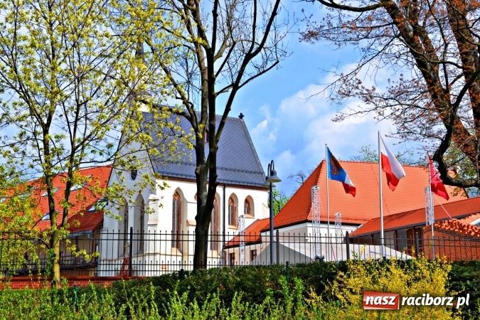 Zdjęcie w galerii na portalu naszraciborz.pl: Kaplica zamkowa została wyr&oacute;żniona w konkursie Zabytek Zadbany wiadomości z regionu