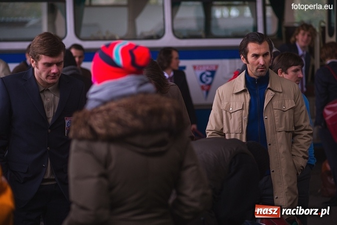 Zdjęcie w galerii na portalu naszraciborz.pl: Przejście graniczne w Chałupkach na wielkim ekranie - wczoraj odbył się przedpremierowy pokaz&nbsp;filmu Gwiazdy wiadomości z regionu