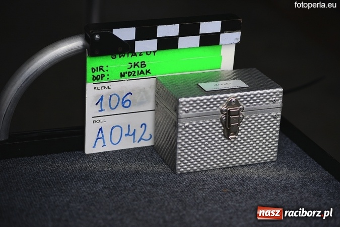 Zdjęcie w galerii na portalu naszraciborz.pl: Przejście graniczne w Chałupkach na wielkim ekranie - wczoraj odbył się przedpremierowy pokaz&nbsp;filmu Gwiazdy wiadomości z regionu