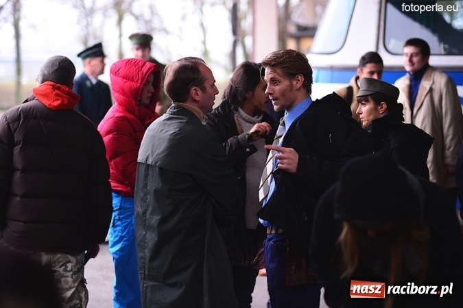 Zdjęcie w galerii na portalu naszraciborz.pl: Przejście graniczne w Chałupkach na wielkim ekranie - wczoraj odbył się przedpremierowy pokaz&nbsp;filmu Gwiazdy wiadomości z regionu