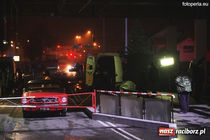 Zdjęcie w galerii na portalu naszraciborz.pl: Przejście graniczne w Chałupkach na wielkim ekranie - wczoraj odbył się przedpremierowy pokaz&nbsp;filmu Gwiazdy wiadomości z regionu