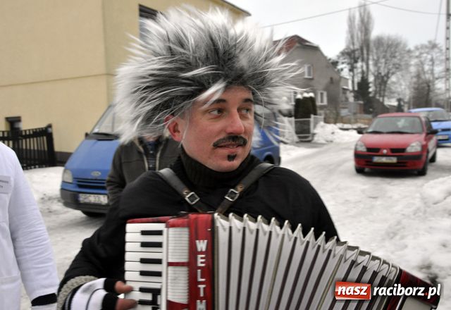 Zdjęcie w galerii na portalu naszraciborz.pl: Ber chodzi już po domach wiadomości z regionu