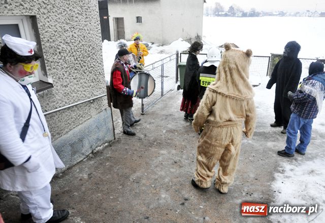 Zdjęcie w galerii na portalu naszraciborz.pl: Ber chodzi już po domach wiadomości z regionu