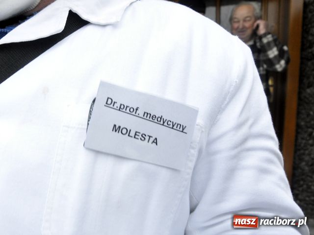 Zdjęcie w galerii na portalu naszraciborz.pl: Ber chodzi już po domach wiadomości z regionu