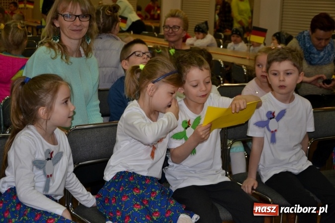 Zdjęcie w galerii na portalu naszraciborz.pl: Festiwal Piosenki Niemieckiej dla przedszkolaków  wiadomości z regionu