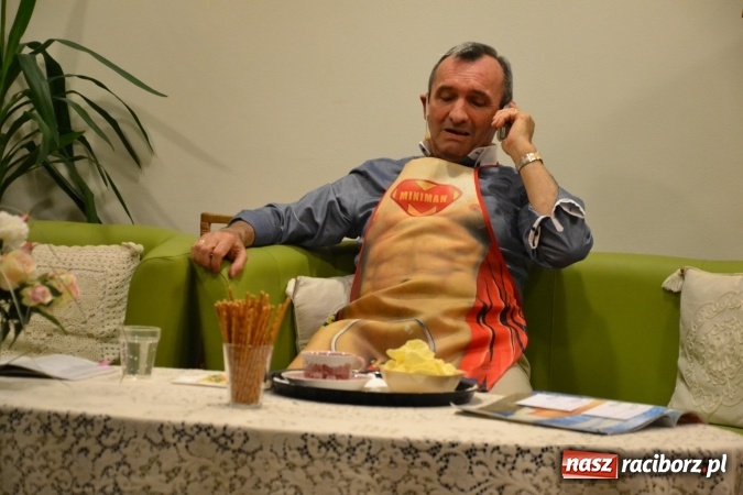 Zdjęcie w galerii na portalu naszraciborz.pl: Członkowie SITG Oddział w Rybniku wzięli udział w spektaklu Rozmówki na linii wiadomości z regionu