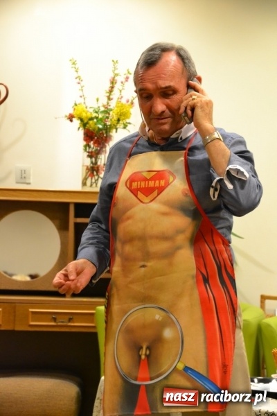 Zdjęcie w galerii na portalu naszraciborz.pl: Członkowie SITG Oddział w Rybniku wzięli udział w spektaklu Rozmówki na linii wiadomości z regionu