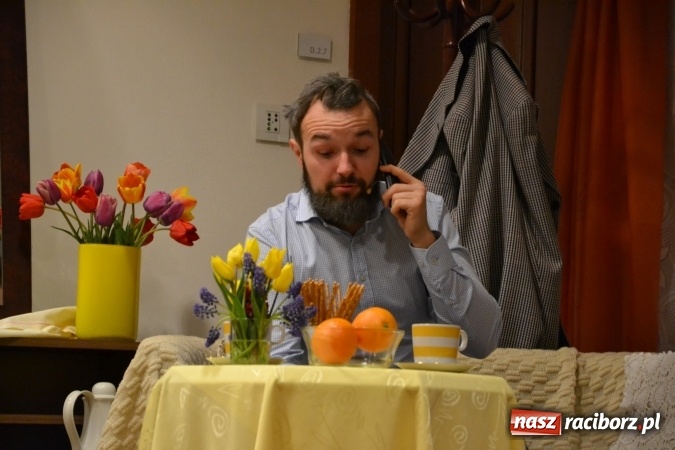 Zdjęcie w galerii na portalu naszraciborz.pl: Członkowie SITG Oddział w Rybniku wzięli udział w spektaklu Rozmówki na linii wiadomości z regionu