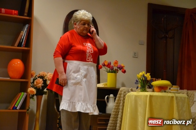 Zdjęcie w galerii na portalu naszraciborz.pl: Członkowie SITG Oddział w Rybniku wzięli udział w spektaklu Rozmówki na linii wiadomości z regionu