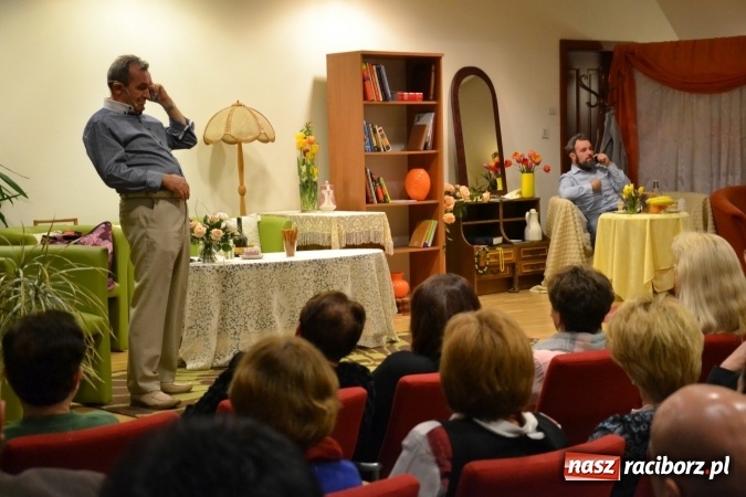 Zdjęcie w galerii na portalu naszraciborz.pl: Członkowie SITG Oddział w Rybniku wzięli udział w spektaklu Rozmówki na linii wiadomości z regionu