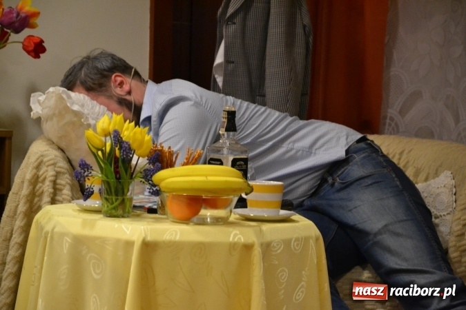 Zdjęcie w galerii na portalu naszraciborz.pl: Członkowie SITG Oddział w Rybniku wzięli udział w spektaklu Rozmówki na linii wiadomości z regionu