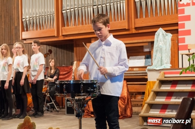Zdjęcie w galerii na portalu naszraciborz.pl: Śpiąca Królewna na Dzień Otwartych Drzwi w szkole muzycznej wiadomości z regionu