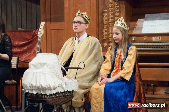 Zdjęcie w galerii na portalu naszraciborz.pl: Śpiąca Królewna na Dzień Otwartych Drzwi w szkole muzycznej wiadomości z regionu