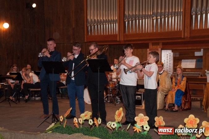 Zdjęcie w galerii na portalu naszraciborz.pl: Śpiąca Królewna na Dzień Otwartych Drzwi w szkole muzycznej wiadomości z regionu