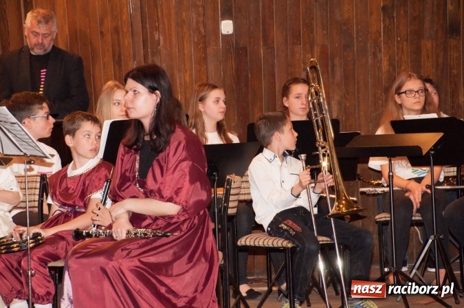 Zdjęcie w galerii na portalu naszraciborz.pl: Śpiąca Królewna na Dzień Otwartych Drzwi w szkole muzycznej wiadomości z regionu