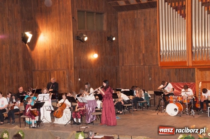 Zdjęcie w galerii na portalu naszraciborz.pl: Śpiąca Królewna na Dzień Otwartych Drzwi w szkole muzycznej wiadomości z regionu