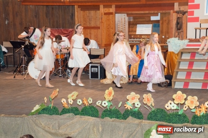 Zdjęcie w galerii na portalu naszraciborz.pl: Śpiąca Królewna na Dzień Otwartych Drzwi w szkole muzycznej wiadomości z regionu