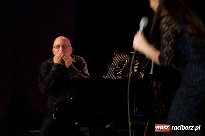 Zdjęcie w galerii na portalu naszraciborz.pl: Ballads for Ella. W 100. rocznicę urodzin Elli Fitzgerald Ewa Uryga w RCK wiadomości z regionu