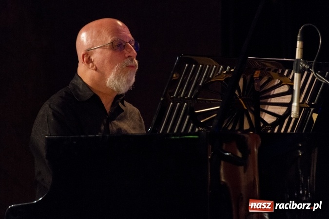 Zdjęcie w galerii na portalu naszraciborz.pl: Ballads for Ella. W 100. rocznicę urodzin Elli Fitzgerald Ewa Uryga w RCK wiadomości z regionu