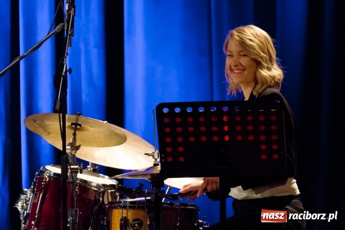 Zdjęcie w galerii na portalu naszraciborz.pl: Ballads for Ella. W 100. rocznicę urodzin Elli Fitzgerald Ewa Uryga w RCK wiadomości z regionu