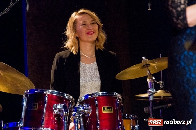 Zdjęcie w galerii na portalu naszraciborz.pl: Ballads for Ella. W 100. rocznicę urodzin Elli Fitzgerald Ewa Uryga w RCK wiadomości z regionu