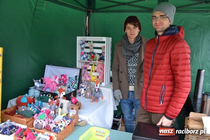 Zdjęcie w galerii na portalu naszraciborz.pl: V Zamkowy Jarmark kwiatów, żywności ekologicznej i rękodzieła na Zamku Piastowskim za nami  wiadomości z regionu