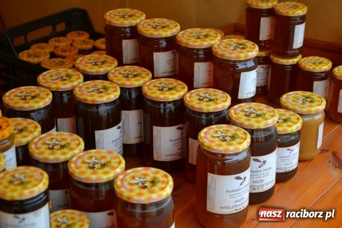 Zdjęcie w galerii na portalu naszraciborz.pl: V Zamkowy Jarmark kwiatów, żywności ekologicznej i rękodzieła na Zamku Piastowskim za nami  wiadomości z regionu