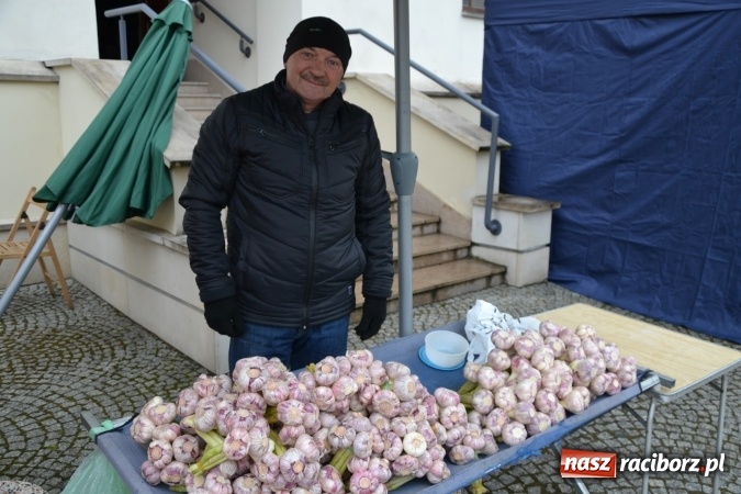 Zdjęcie w galerii na portalu naszraciborz.pl: V Zamkowy Jarmark kwiatów, żywności ekologicznej i rękodzieła na Zamku Piastowskim za nami  wiadomości z regionu