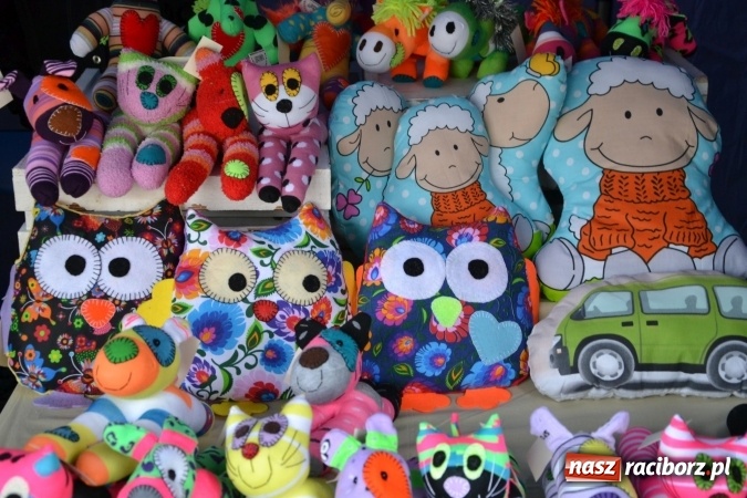 Zdjęcie w galerii na portalu naszraciborz.pl: V Zamkowy Jarmark kwiatów, żywności ekologicznej i rękodzieła na Zamku Piastowskim za nami  wiadomości z regionu