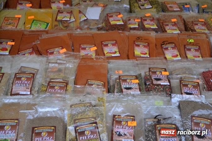 Zdjęcie w galerii na portalu naszraciborz.pl: V Zamkowy Jarmark kwiatów, żywności ekologicznej i rękodzieła na Zamku Piastowskim za nami  wiadomości z regionu