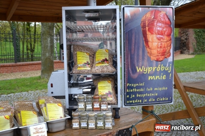 Zdjęcie w galerii na portalu naszraciborz.pl: V Zamkowy Jarmark kwiatów, żywności ekologicznej i rękodzieła na Zamku Piastowskim za nami  wiadomości z regionu