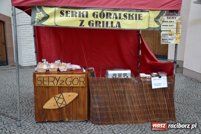 Zdjęcie w galerii na portalu naszraciborz.pl: V Zamkowy Jarmark kwiatów, żywności ekologicznej i rękodzieła na Zamku Piastowskim za nami  wiadomości z regionu