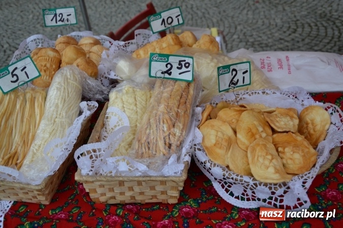 Zdjęcie w galerii na portalu naszraciborz.pl: V Zamkowy Jarmark kwiatów, żywności ekologicznej i rękodzieła na Zamku Piastowskim za nami  wiadomości z regionu