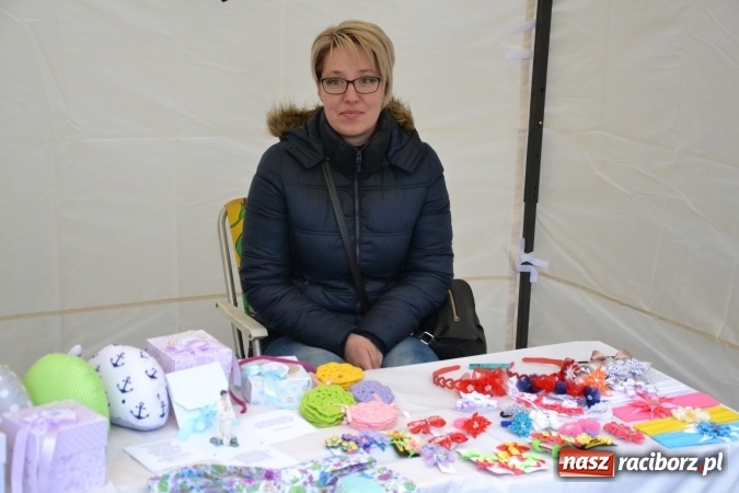 Zdjęcie w galerii na portalu naszraciborz.pl: V Zamkowy Jarmark kwiatów, żywności ekologicznej i rękodzieła na Zamku Piastowskim za nami  wiadomości z regionu