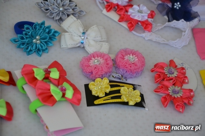 Zdjęcie w galerii na portalu naszraciborz.pl: V Zamkowy Jarmark kwiatów, żywności ekologicznej i rękodzieła na Zamku Piastowskim za nami  wiadomości z regionu