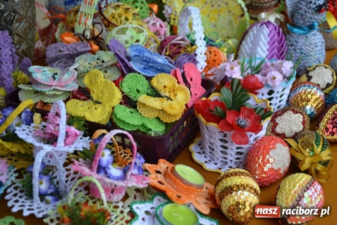 Zdjęcie w galerii na portalu naszraciborz.pl: V Zamkowy Jarmark kwiatów, żywności ekologicznej i rękodzieła na Zamku Piastowskim za nami  wiadomości z regionu