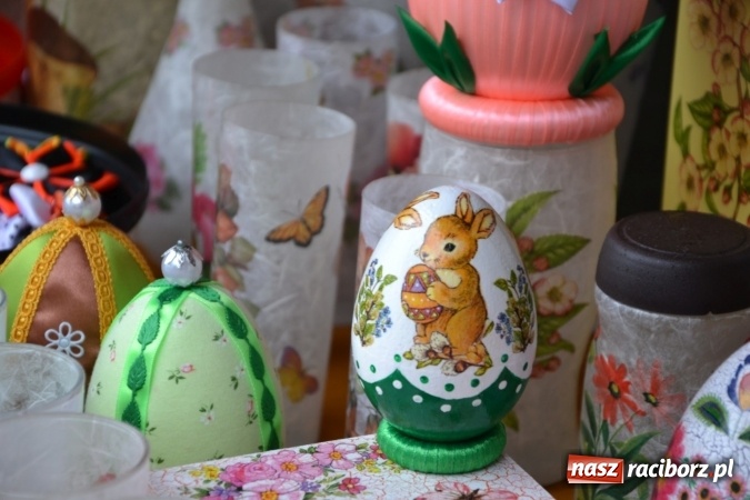 Zdjęcie w galerii na portalu naszraciborz.pl: V Zamkowy Jarmark kwiatów, żywności ekologicznej i rękodzieła na Zamku Piastowskim za nami  wiadomości z regionu