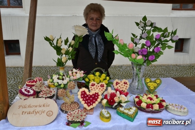 Zdjęcie w galerii na portalu naszraciborz.pl: V Zamkowy Jarmark kwiatów, żywności ekologicznej i rękodzieła na Zamku Piastowskim za nami  wiadomości z regionu
