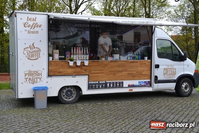 Zdjęcie w galerii na portalu naszraciborz.pl: V Zamkowy Jarmark kwiatów, żywności ekologicznej i rękodzieła na Zamku Piastowskim za nami  wiadomości z regionu