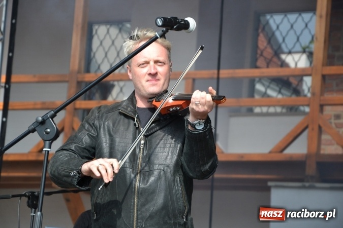 Zdjęcie w galerii na portalu naszraciborz.pl: V Zamkowy Jarmark kwiatów, żywności ekologicznej i rękodzieła na Zamku Piastowskim za nami  wiadomości z regionu