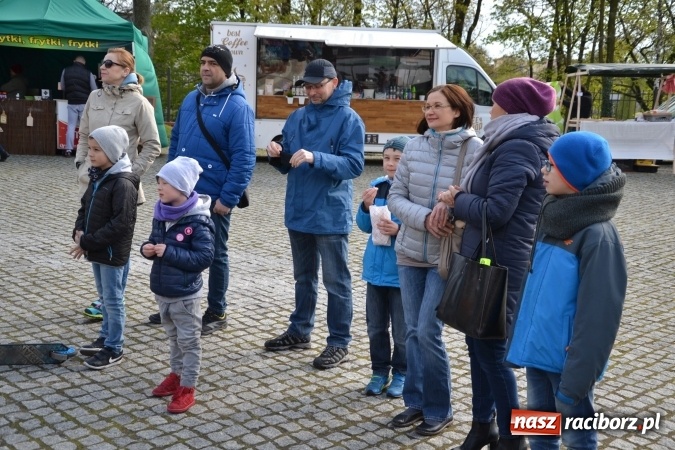 Zdjęcie w galerii na portalu naszraciborz.pl: V Zamkowy Jarmark kwiatów, żywności ekologicznej i rękodzieła na Zamku Piastowskim za nami  wiadomości z regionu