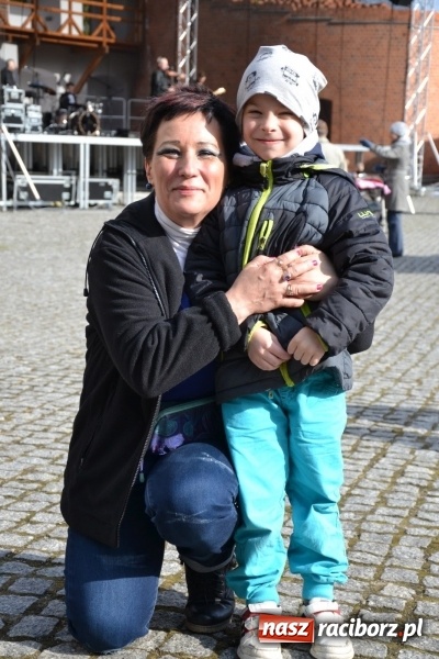 Zdjęcie w galerii na portalu naszraciborz.pl: V Zamkowy Jarmark kwiatów, żywności ekologicznej i rękodzieła na Zamku Piastowskim za nami  wiadomości z regionu